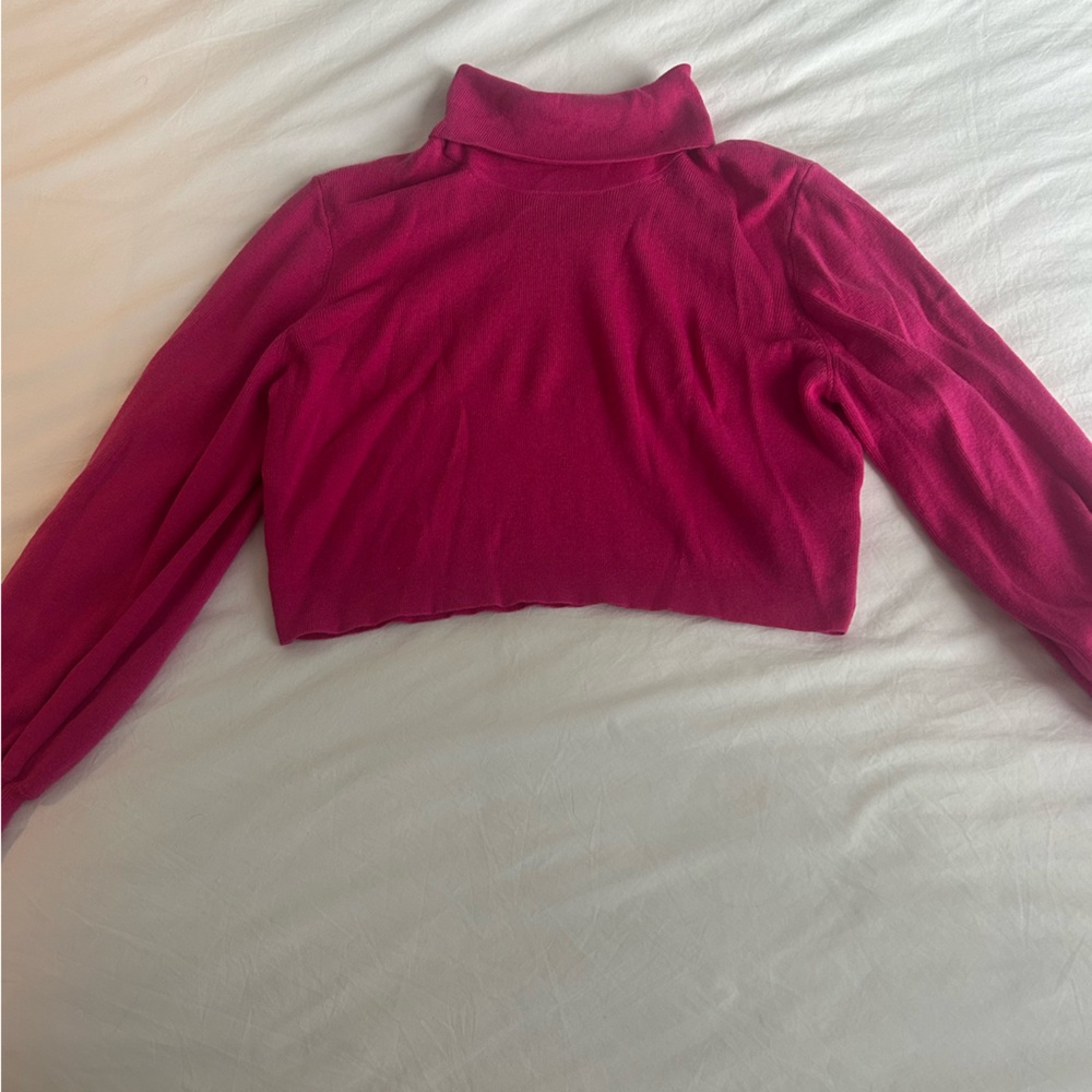 Aritzia Wilfred Rebecca Pink Cropped Turtleneck Sweater - size medium